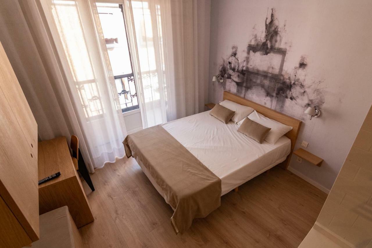 Plaza Mayor Suites & Apartments Madrid Luaran gambar